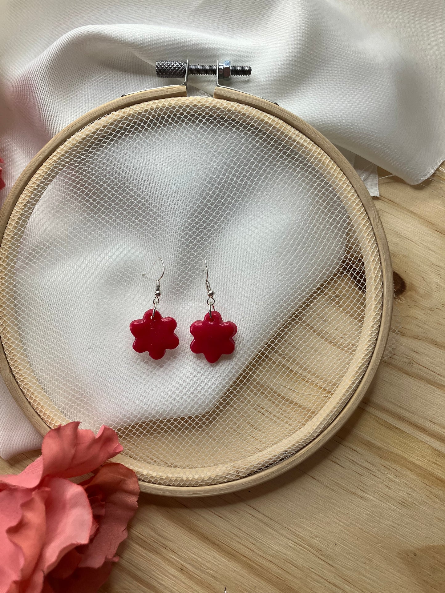 Boucles d'oreilles petites fleurs pendantes