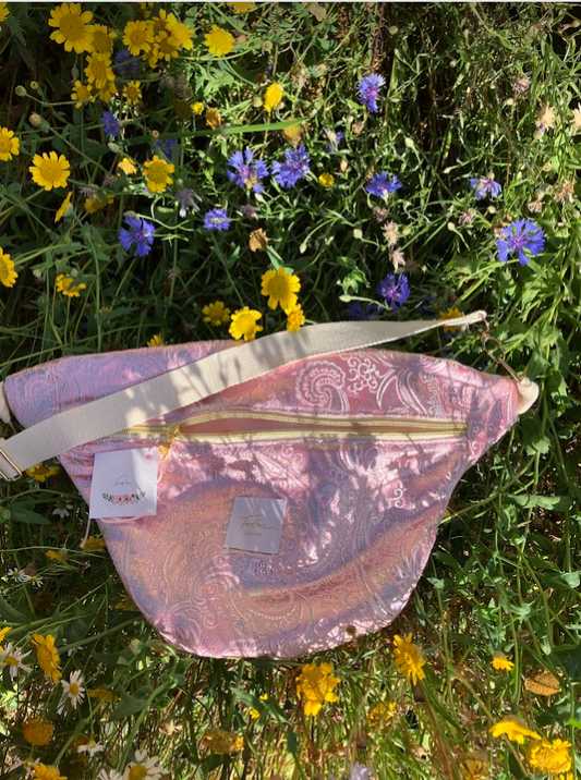Sac banane jacquard rose et argenté