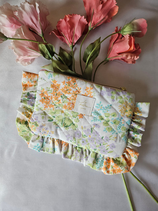 Trousse à volants